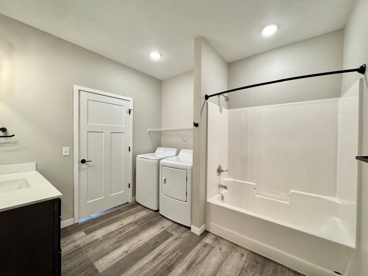 Welcome to Latitude 45! - Photo 4 of 41