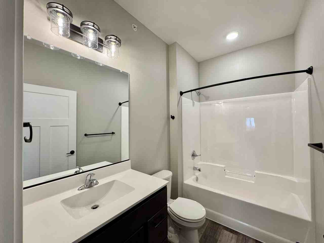 Welcome to Latitude 45! - Photo 7 of 41