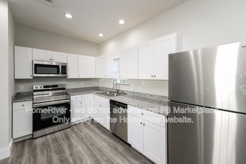 4038 Ponce De Leon Blvd - Photo 7 of 21