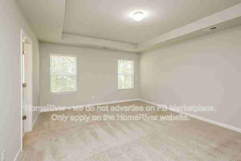 1067 Lear Dr - Photo 6 of 18