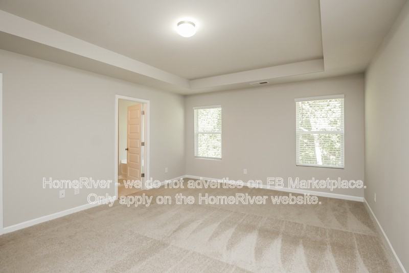 1067 Lear Dr - Photo 7 of 18