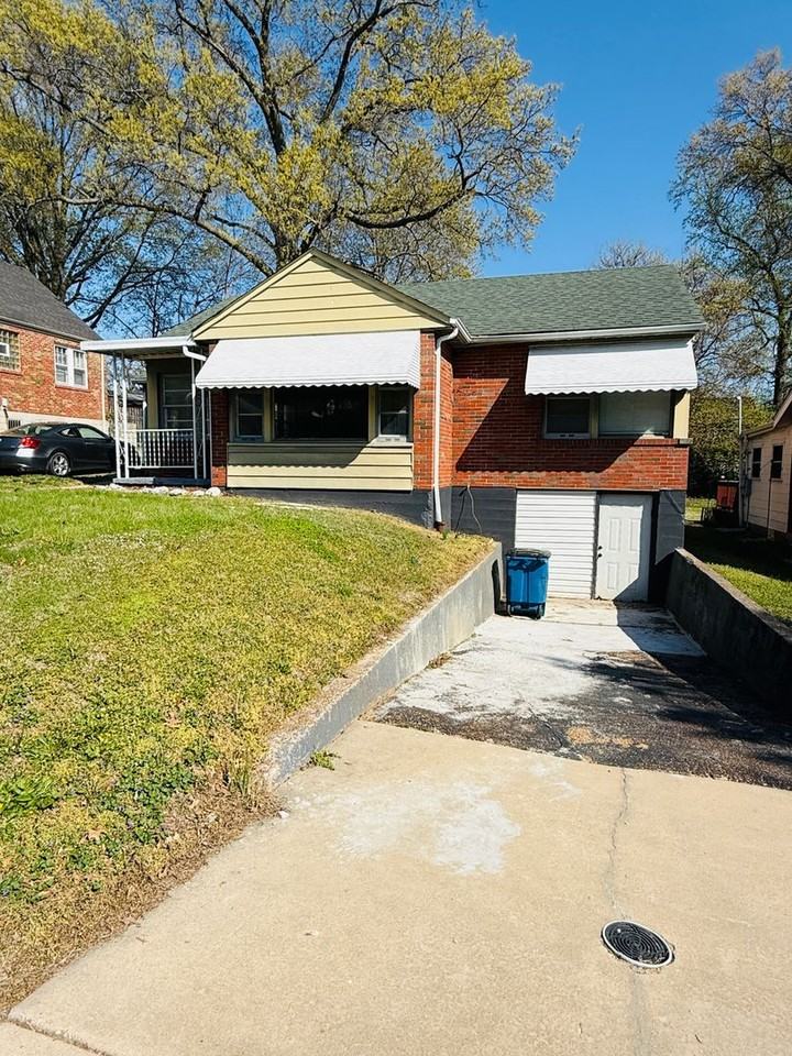 3826 Melba Pl - Photo 4 of 24