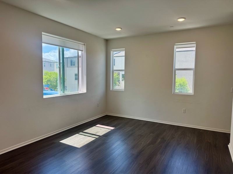 5208 Surfwalk Way #154 - Photo 5 of 14