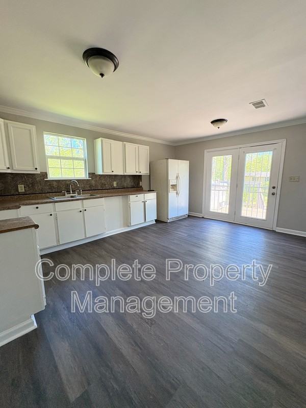 820 17th Street Ensley - Photo 4 of 10