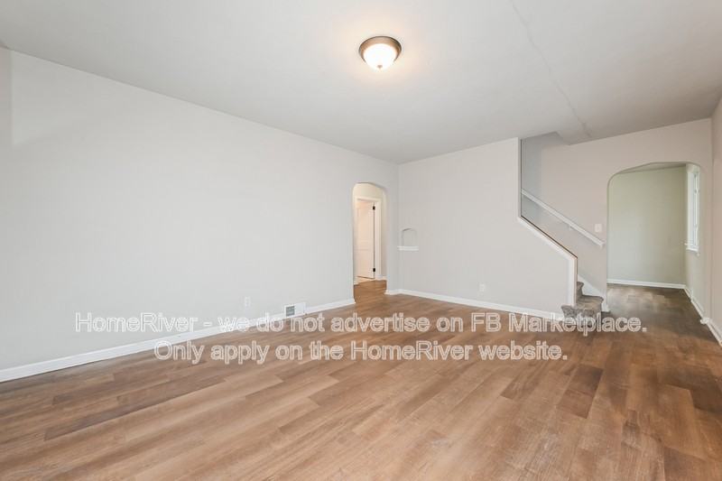 51 Mazer St - Photo 3 of 18