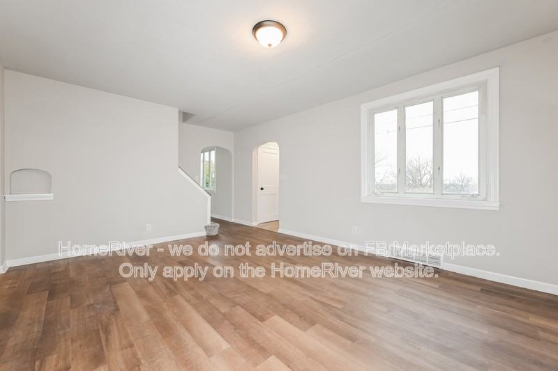 51 Mazer St - Photo 4 of 18