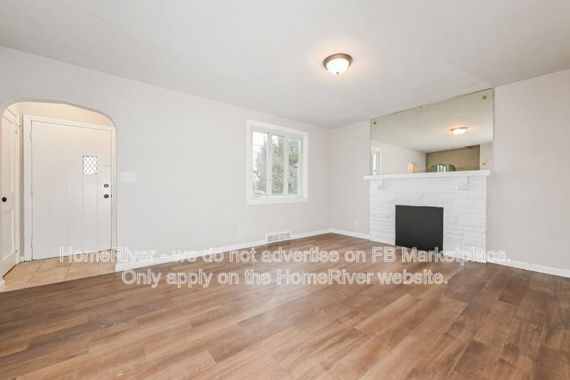 51 Mazer St - Photo 5 of 18