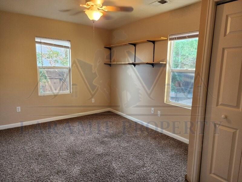 1256 N 6th St - Photo 3 of 21