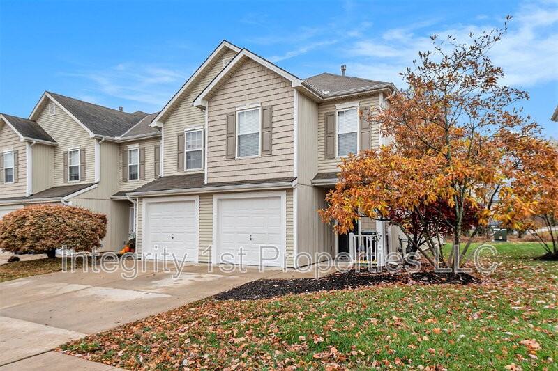 9111 N Dalton Ave #9115 - Photo 2 of 17