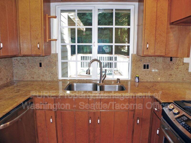 8313 71st St Nw - Photo 3 of 26