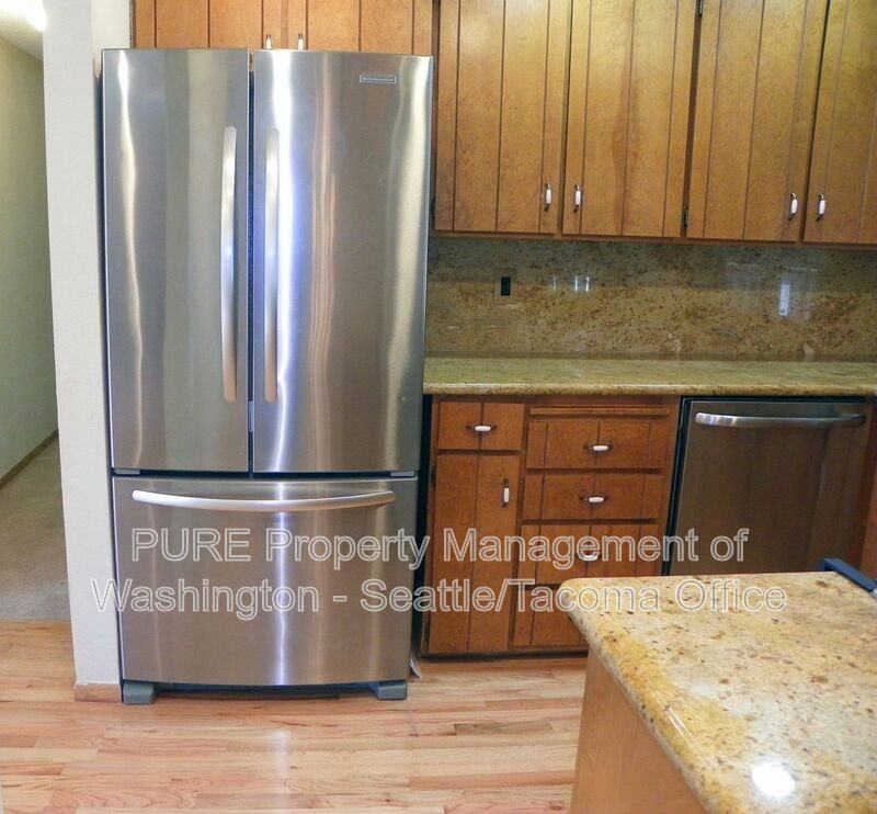 8313 71st St Nw - Photo 4 of 26