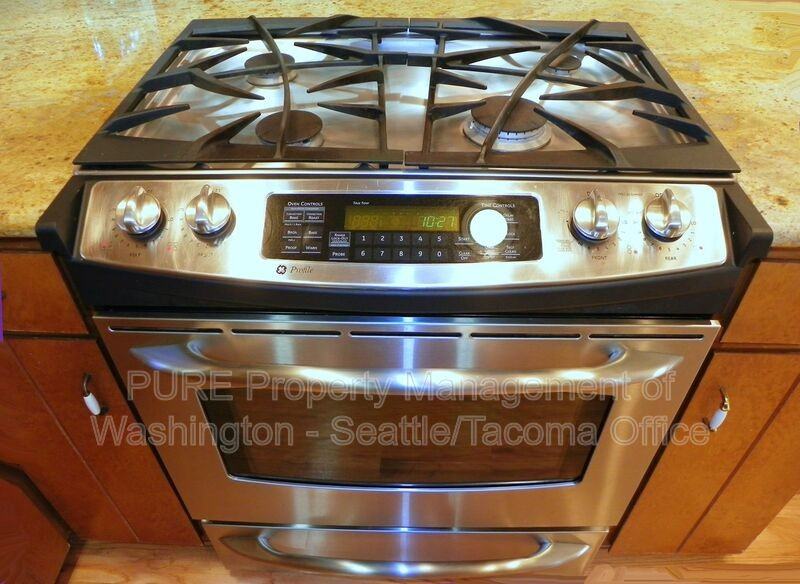 8313 71st St Nw - Photo 5 of 26