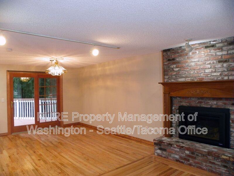 8313 71st St Nw - Photo 7 of 26