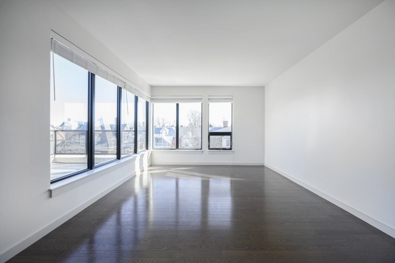 455 Harvard St #404 - Photo 5 of 24