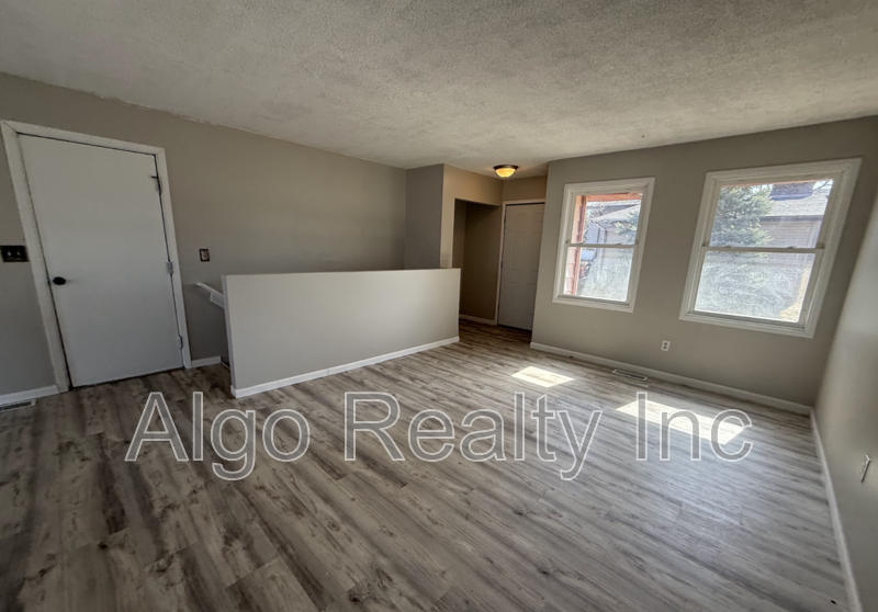 8233 Douglas Ln N - Photo 4 of 10