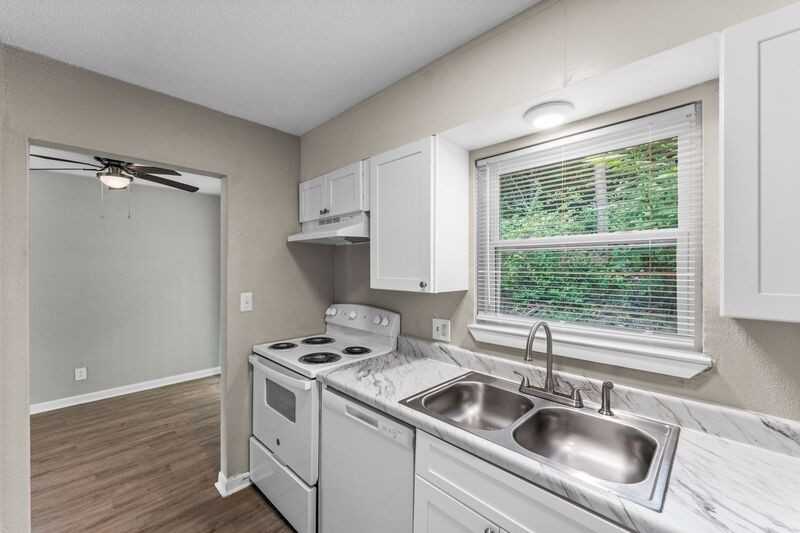 912 Donaldson Rd #107 - Photo 3 of 14