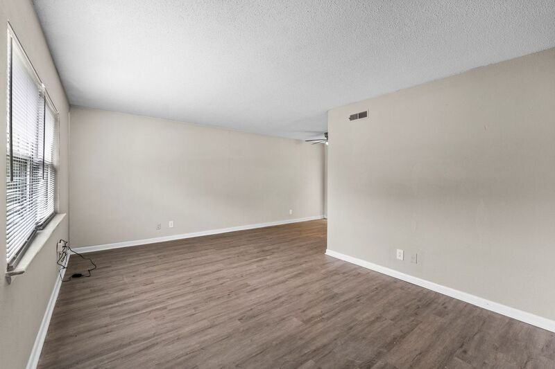 912 Donaldson Rd #107 - Photo 7 of 14