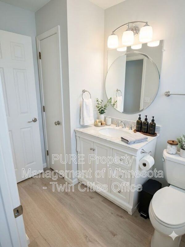 4494 Woodgate Pt - Photo 7 of 11