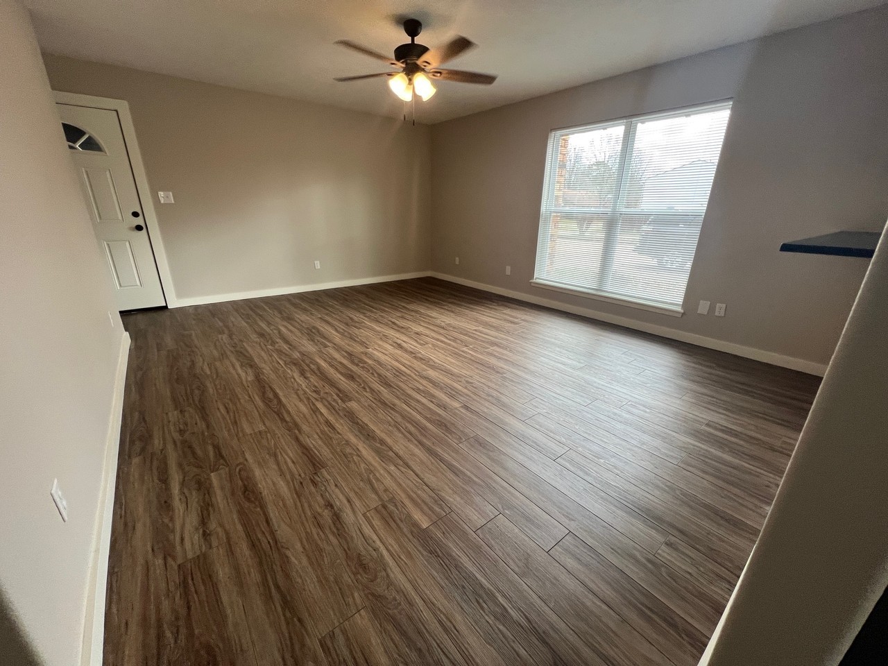 Champion Pl Apts-IMMS - Photo 4 of 14