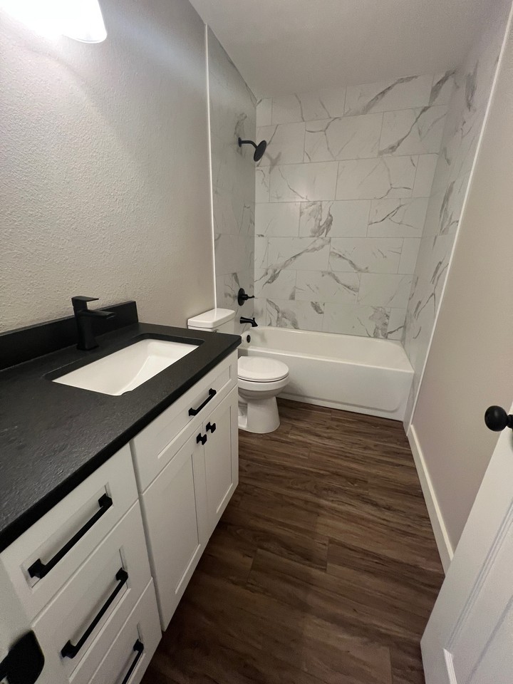 Champion Pl Apts-IMMS - Photo 5 of 14