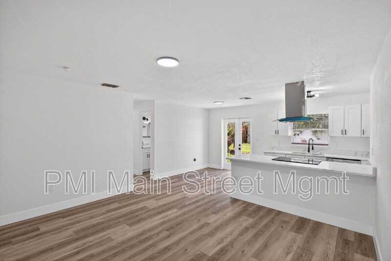 1098 Leeway Ct - Photo 6 of 25