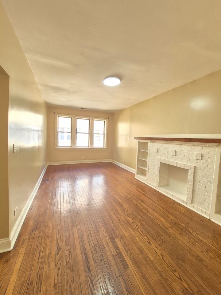 200 N Kenneth - Photo 7 of 27