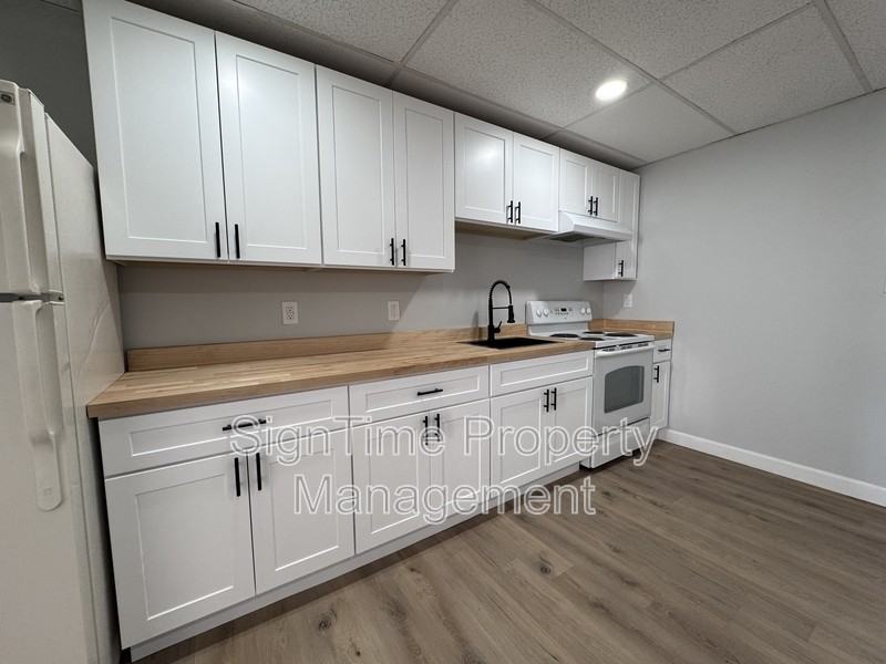 229 Jonathan St - Photo 5 of 20