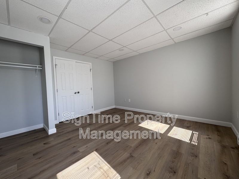 229 Jonathan St - Photo 5 of 12