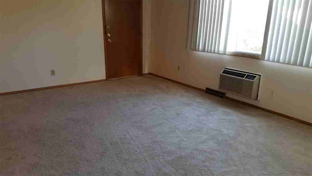 201 W. Park Ave. - Photo 3 of 10