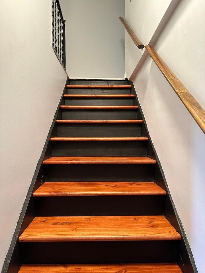 202 1/2 19th Street - Photo 2 of 9