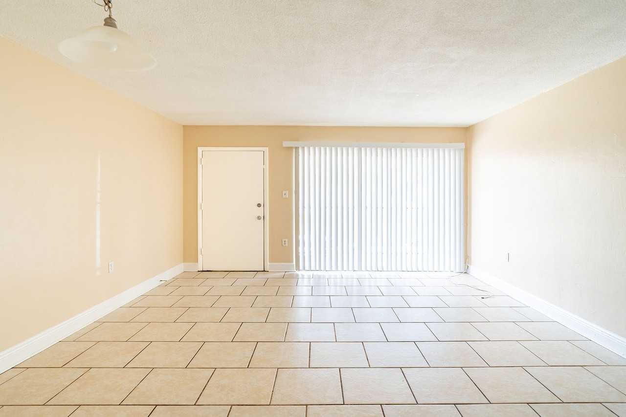 Capitol Village - Photo 2 of 10