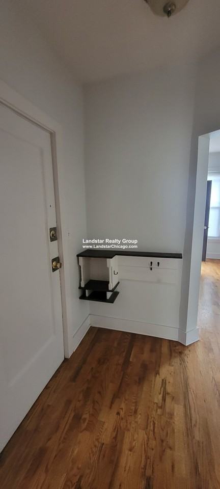 1362 W Wilson Ave #3 - Photo 7 of 13