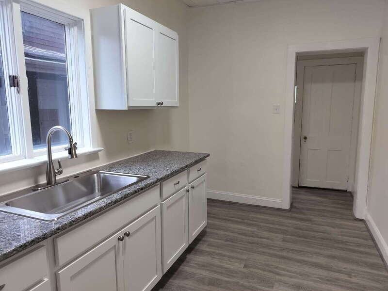 547 Centre St - Photo 5 of 20