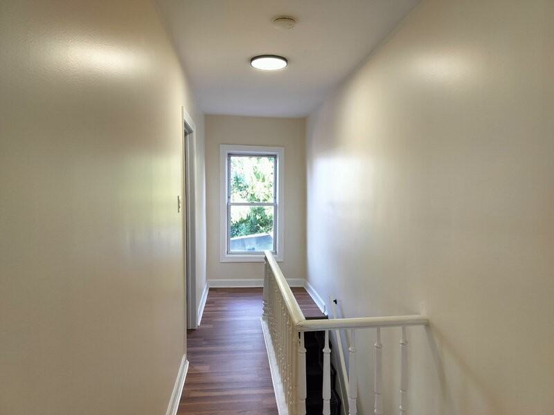 148 Hamilton Ave - Photo 4 of 15