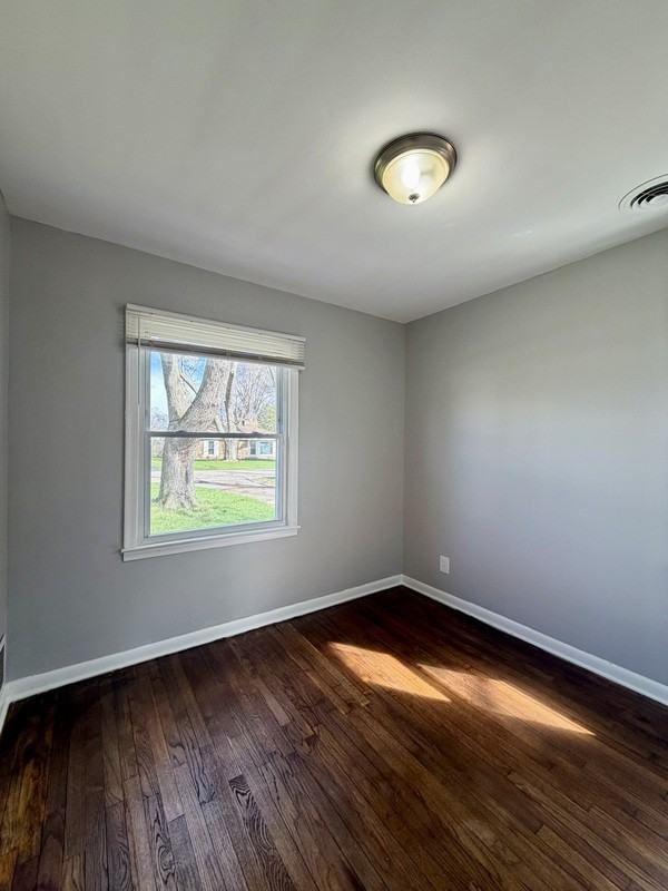 15396 Buck St - Photo 6 of 10