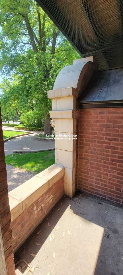 4617 N Dover St #3W - Photo 5 of 8