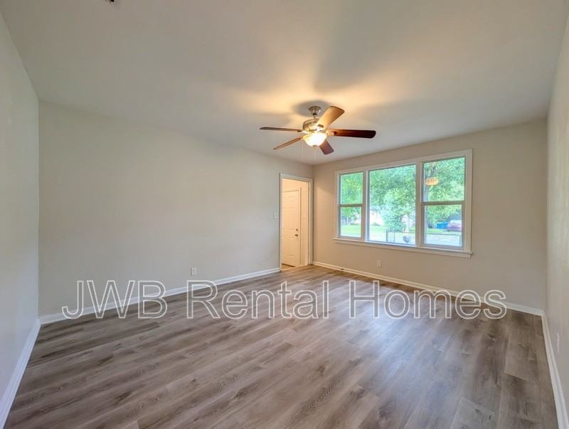 5542 Minosa Cir E - Photo 6 of 24