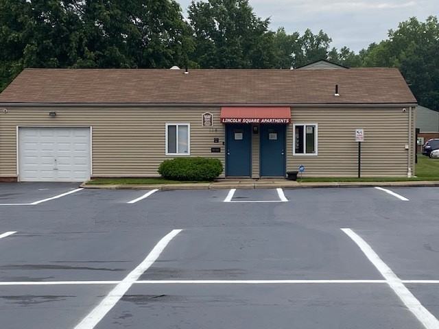 Lincoln Square Apartments - Photo 3 of 50