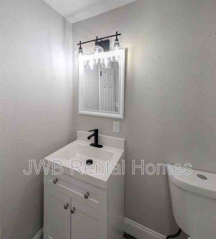 4569 Wheeler Ave - Photo 7 of 18