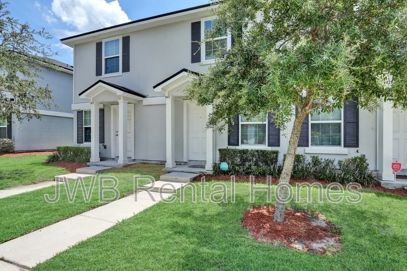 8421 Mcgirts Village Ln - Photo 3 of 21