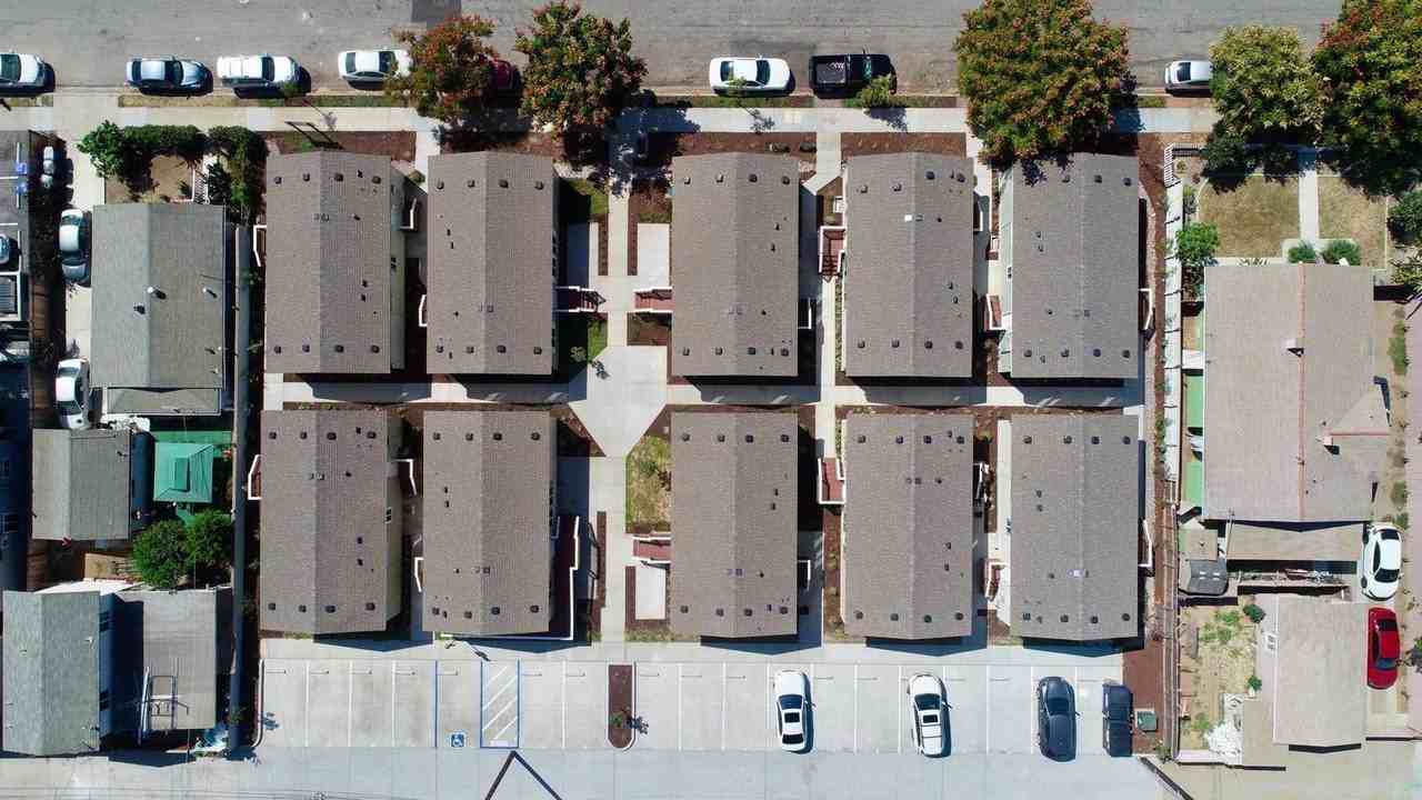 1843 C Ave - Photo 2 of 16