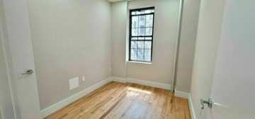 featured image of 16-71 Summerfield Street #1