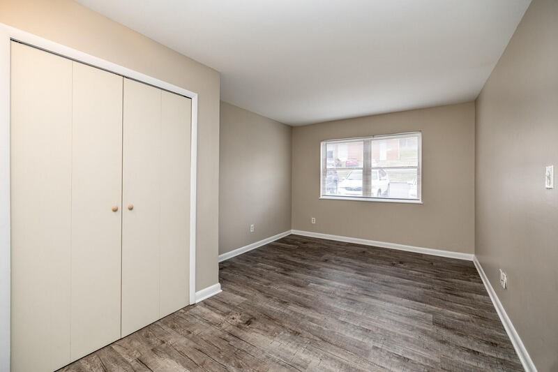 2636 Wimpole Ave - Photo 2 of 9