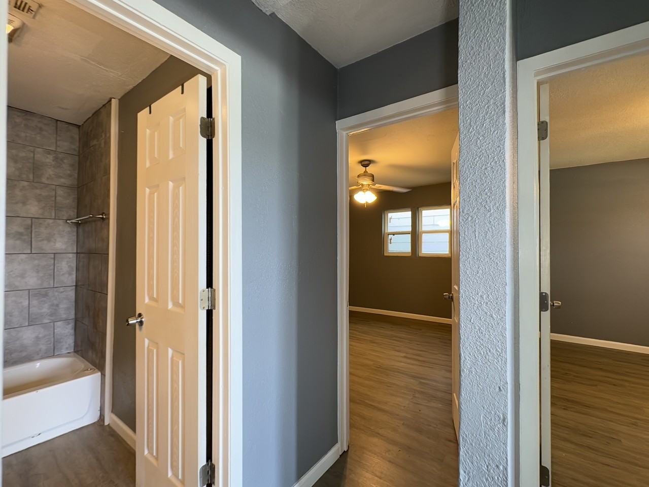 107 East Marrion Street - Photo 5 of 6