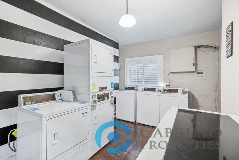 417 Juniper St - Photo 5 of 11