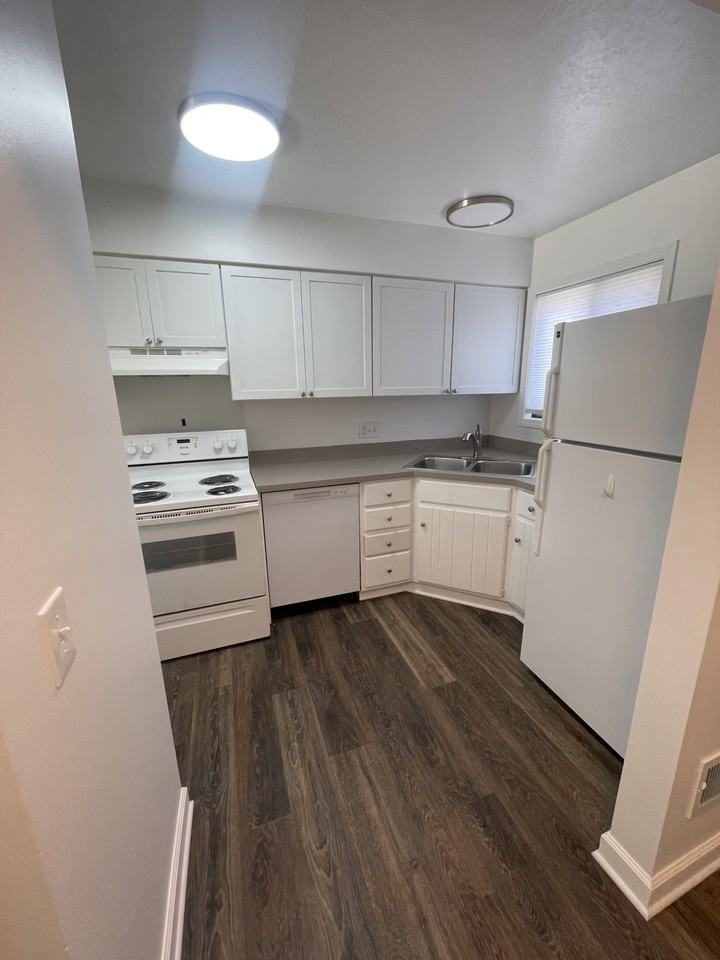 Cedarwood Enterprises - Photo 4 of 17