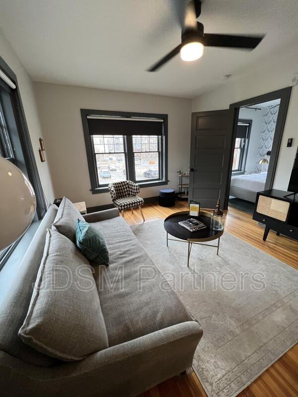 630 E 16th Ave - Photo 2 of 11