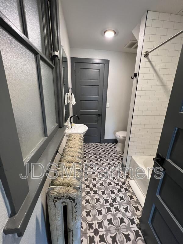 630 E 16th Ave - Photo 6 of 11