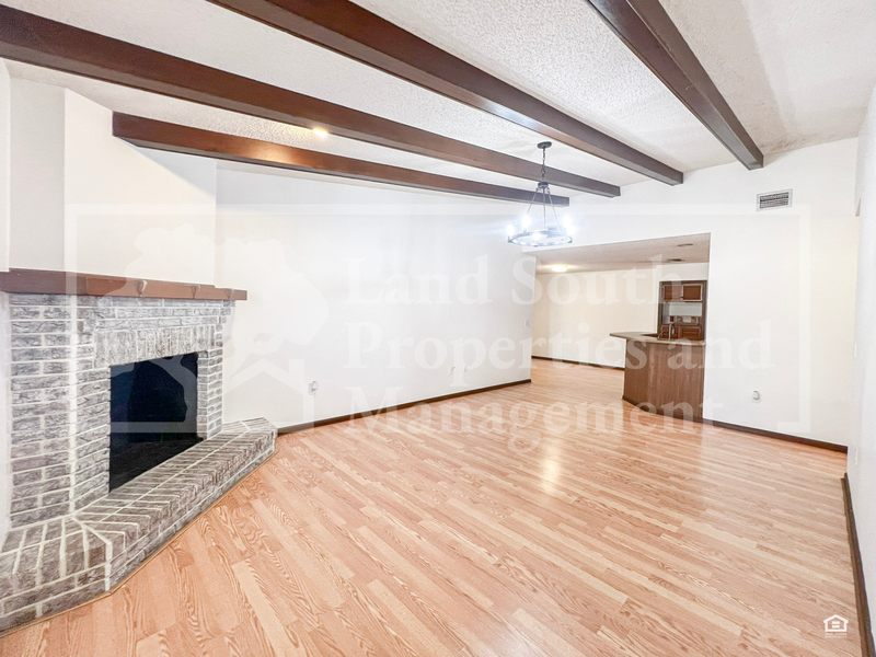 735 Mikasuki Dr - Photo 3 of 18