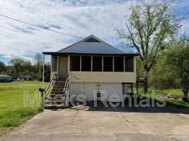 featured image of 5520 Kentucky St